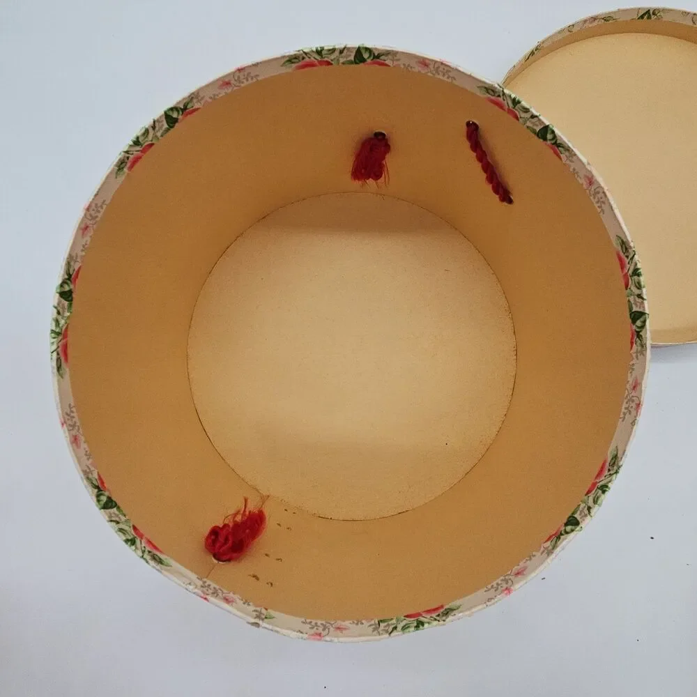 Vintage PINK FLORAL HATBOX w/CORD HANDLE Wallpaper Shabby Chic